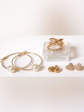 💫Golden Glow Jewelry Bundle | Rings, Pearl Hoops & Stud Earrings💫